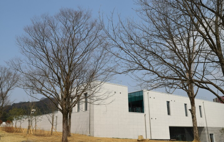 Grand Opening: Gwang...