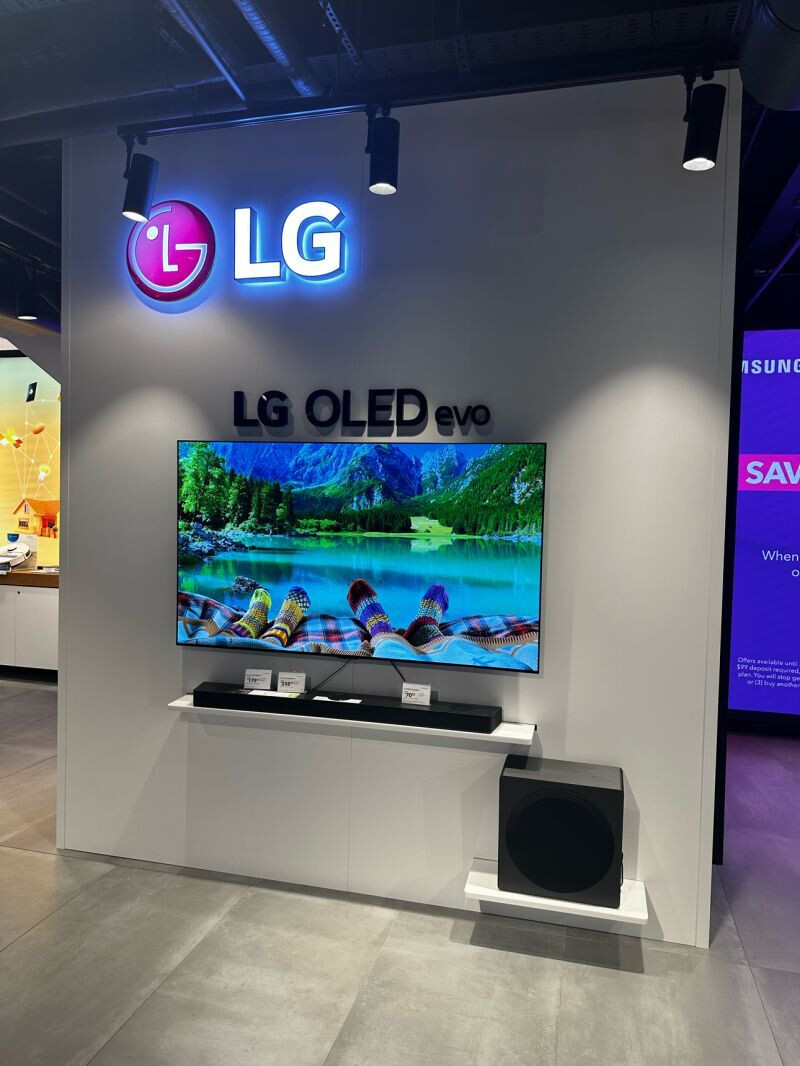 LG Electronics Slashes Entry-Level OLED TV Prices in Europe to Counter Chinese LCD Dominance