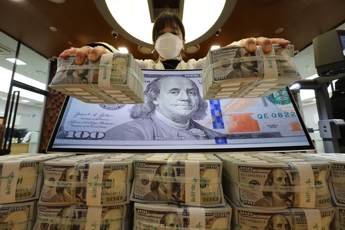 Won-Dollar Exchange Rate Surges to 1,515 Range Amid Triple Whammy: War, Oil Prices, and Foreign Capital Outflow