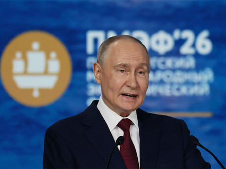 Putin Vows Resilience as Russia Faces “Difficult Period” Amid Escalating Drone Strikes