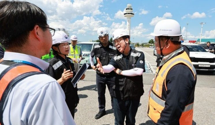 MINISTRY OF EMPLOYMENT AND LABOR DIRECTS IMMEDIATE EXPANSION OF REST FACILITIES AT GIMPO AIRPORT AFTER UNANNOUNCED HEATWAVE INSPECTION