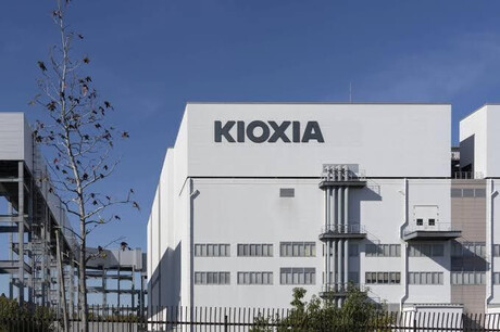 Kioxia Investment in Iwate & AI Memory Expansion Strategy