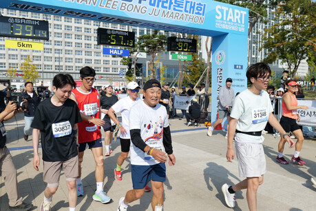‘A City-Center Race for 6,500 Marathoners’… The 5th Cheonan Lee Bong-ju Marathon Concludes Successfully
