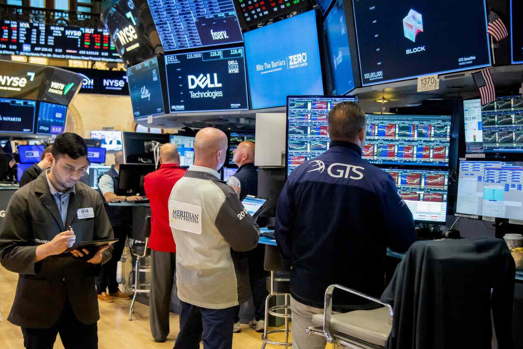 Is the AI Investment Boom Fading? Wall Street Shaken by South Korean AI Startup’s Market Plunge