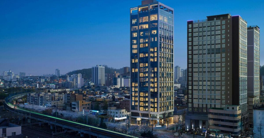 Seoul's Housing Market Enters a Cooling Phase, Yet Rental Strains and Skyrocketing One-Room Rents Deepen Urban Housing Anxiety