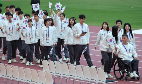 Korean Disabled Asian Games Delegation Returns Home with 100 Medals… "Now, LA Paralympics"